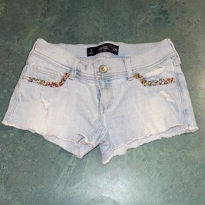 Hollister Short-Short Lounge Beaded Pocket Shorts